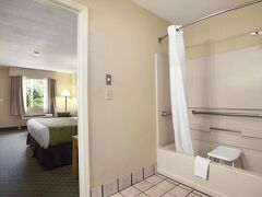 デイズ イン & スイーツ バイ ウィンダム シュトゥットガルト 写真