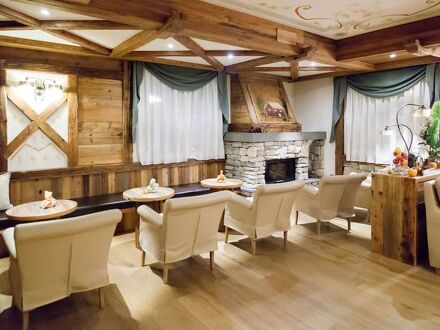 アルプホリデイ ドロミテ ウェルネス 写真