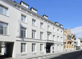 ホテル メッセネ 写真