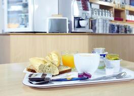 プルミエール クラッセ クレルモン フェラン ノール 写真