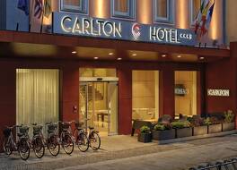 ホテル カールトン 写真