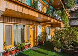 ホテル モンガス