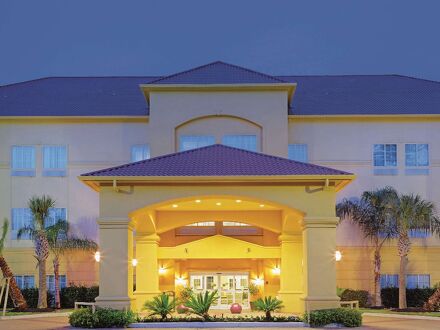 ラ キンタ イン & スイーツ バイ ウィンダム ヒューストン ニュー カネイ 写真