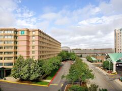 エンバシー スイーツ バイ ヒルトン シカゴ オヘア ローズモント 写真