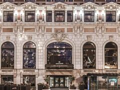 ザ ブラックストーン オートグラフ コレクション 写真