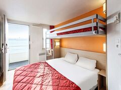 プルミエール クラッセ モントーバン 写真