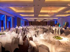 ロイヤル ガーデン ホテル 写真