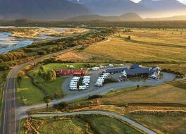 ハースト リバー モーテルス&ホリデー パーク