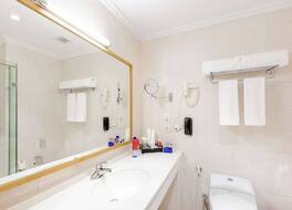 ラマダ アディス アディス アババ 写真