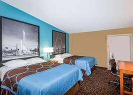 スーパー 8 バイ ウィンダム ベルビル セント ルイス エリア 写真