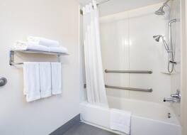 ホリデーイン エクスプレス ニコラスビル by IHG 写真