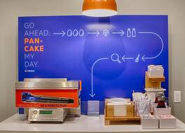 Holiday Inn Express & Suites Bloomington By IHG 写真