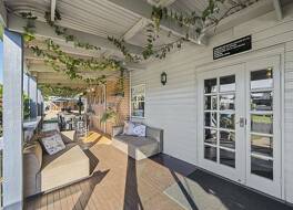 アンバサダー オン ルスベン モーター イン 写真