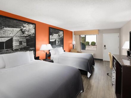 スーパー 8 バイ ウィンダム ブルズ ギャップ グリーンビル エリア 写真