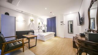 ホテル インソムニア