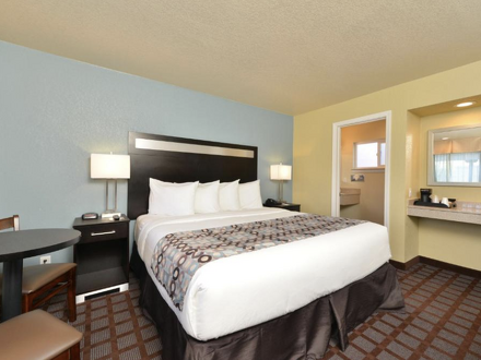 アベニュー イン ダウンタウン サン ルイス オビスポ 写真