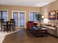 ザ キャッスル アット スワン レイク 写真