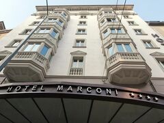 ホテル マルコーニ 写真