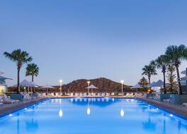 マントラ エタロン ビーチ 写真