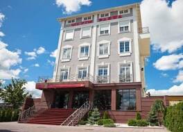 Maxim Pasha Hotel