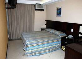 プラザ ビター ホテル 写真