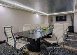 フォート ポンチャートレイン デトロイト、ウィンダムホテル