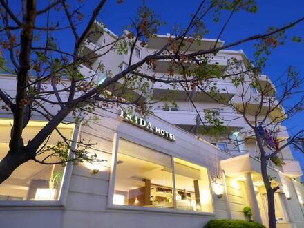 Irida Hotel 写真