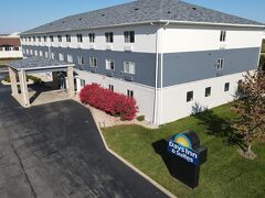 デイズ イン & スイーツ バイ ウィンダム ロムオービル 写真