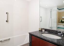 ミレニアム ホテル アンド カンファレンス センター グロスター ロンドン 写真