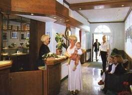 ホテル アム シュロス 写真