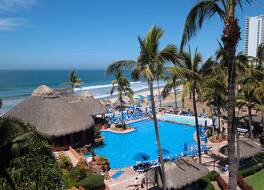 トーレス マサトラン コンドミニアムズ 写真