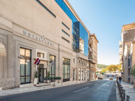 ホテル リュクセ 写真