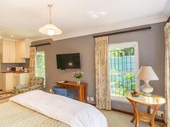 Hedge House Guest House 写真