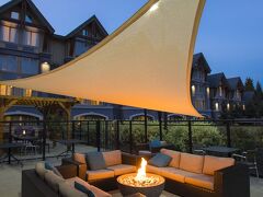 アーヴァ ホイッスラー ホテル 写真