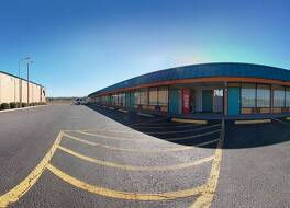 デイズ イン バイ ウィンダム ディクソン 写真