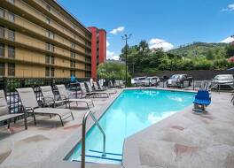 シュアステイ プラス ホテル バイ ベストウェスタン ガットリンバーグ 写真