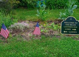 ブラス ランターン イン 写真