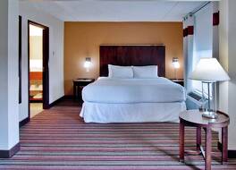 フォー ポインツ バイ シェラトン ナッシュビル エアポート 写真