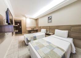 プラザ ビター ホテル 写真