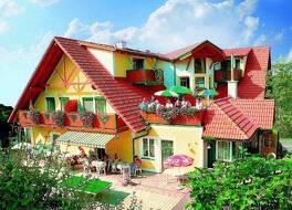 Thermenhof PuchasPLUS Loipersdorf