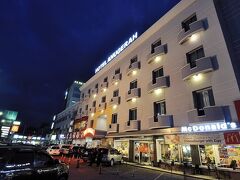 ホテル アヌゲラ パレンバン 写真