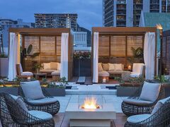 アロヒラニ リゾート ワイキキ ビーチ 写真