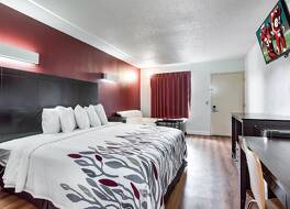 レッド ルーフ イン モンティーグル - I-24