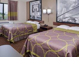 スーパー 8 バイ ウィンダム ロムオービル ボーリングブルック 写真