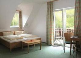 ホテル ウント レストラン シャンツェンハウス 写真