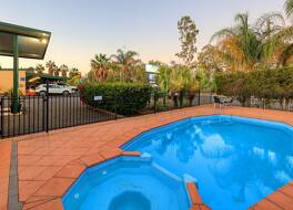 モーテル カーナボン 写真