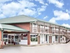 デイズ イン バイ ウィンダム ニューポート 写真