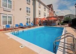 タウンプレイス スイーツ バイ マリオット ブルーミントン