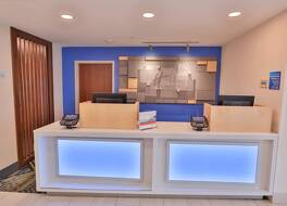 ホリデイ イン エクスプレス & スイーツ ディクソン by IHG