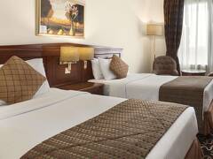 ハワード ジョンソン バイ ウィンダム ブル ドバイ 写真